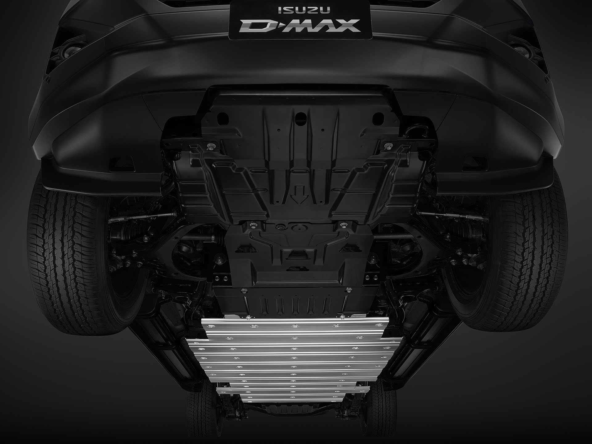 Isuzu D-Max BEV – närbild på underkörningsskyddet som skyddar viktiga komponenter under eldrivna pickupen.