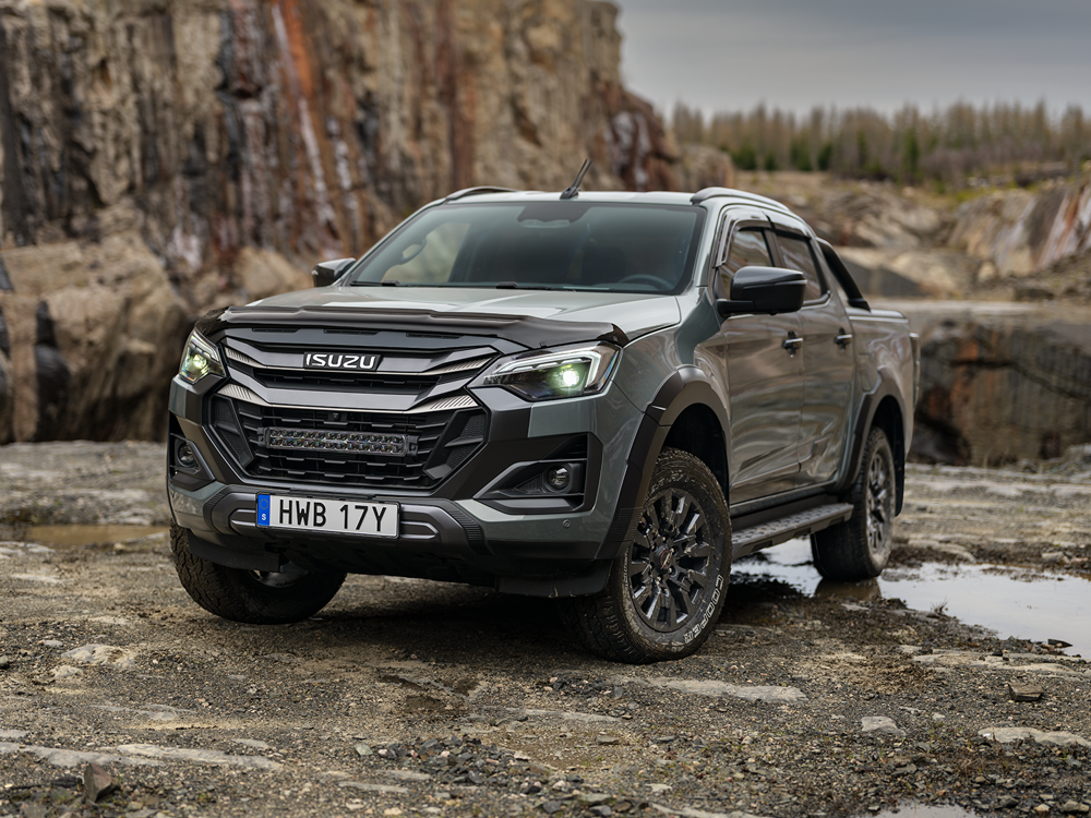 Isuzu D-Max Double Cab MY2026 med rolltop